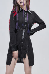 Chemise Punk Longue pour Femme avec Texture de Suture Verticale Noire, Design de Boucle en Métal et Décoration en Cuir